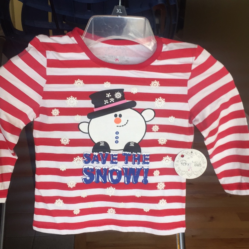 Free with >$35 purchase.  NWT girls top